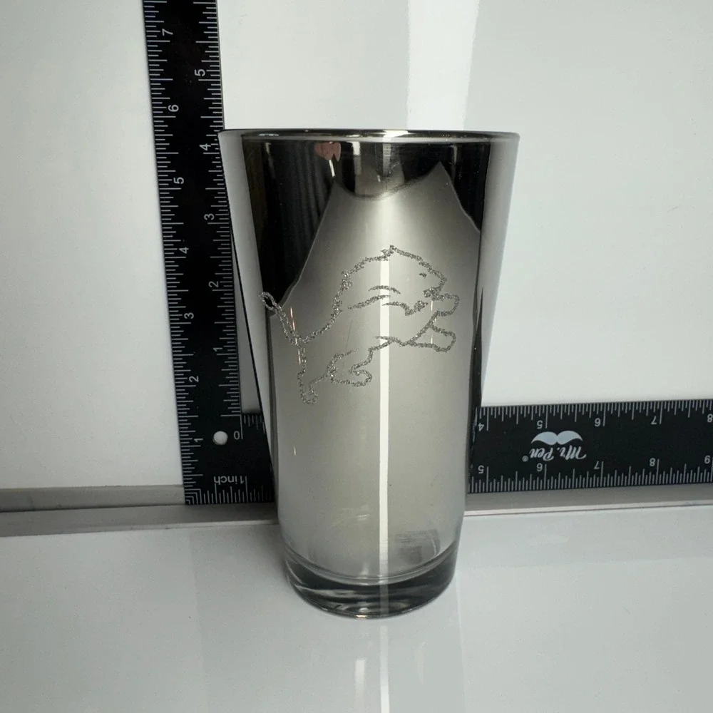 Detroit Lions 2015 Season Schedule NFL Pint Glass Metallic Silver Etched Logo‎